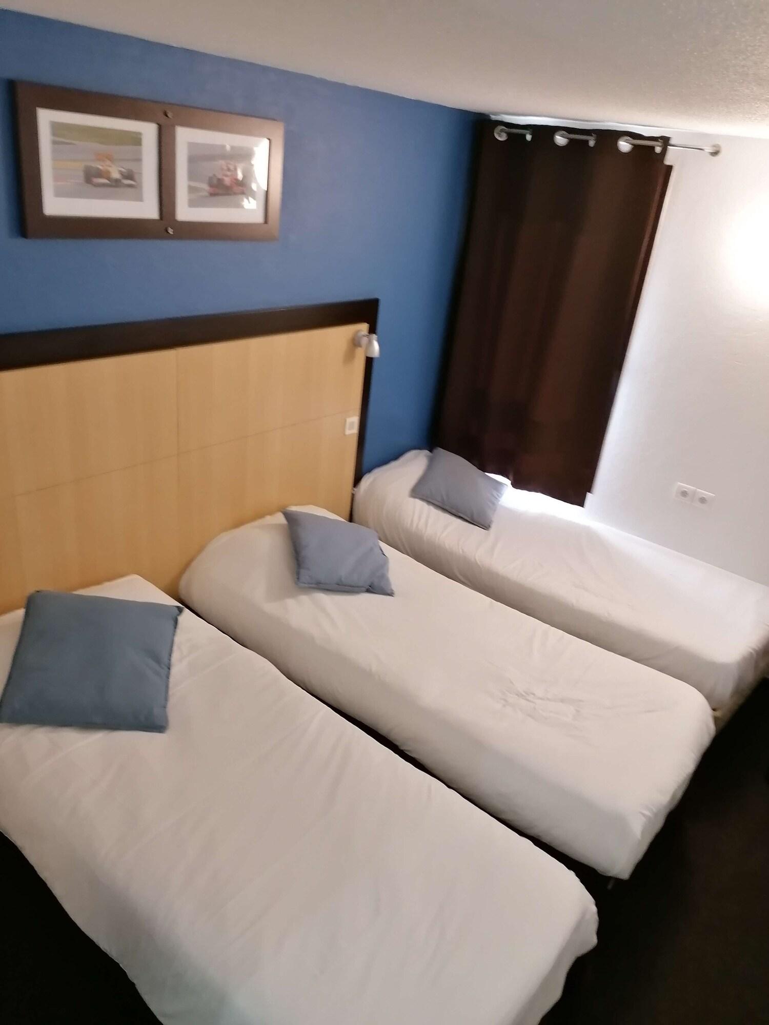 Enzo Hotels Vierzon By Kyriad Direct Exteriér fotografie