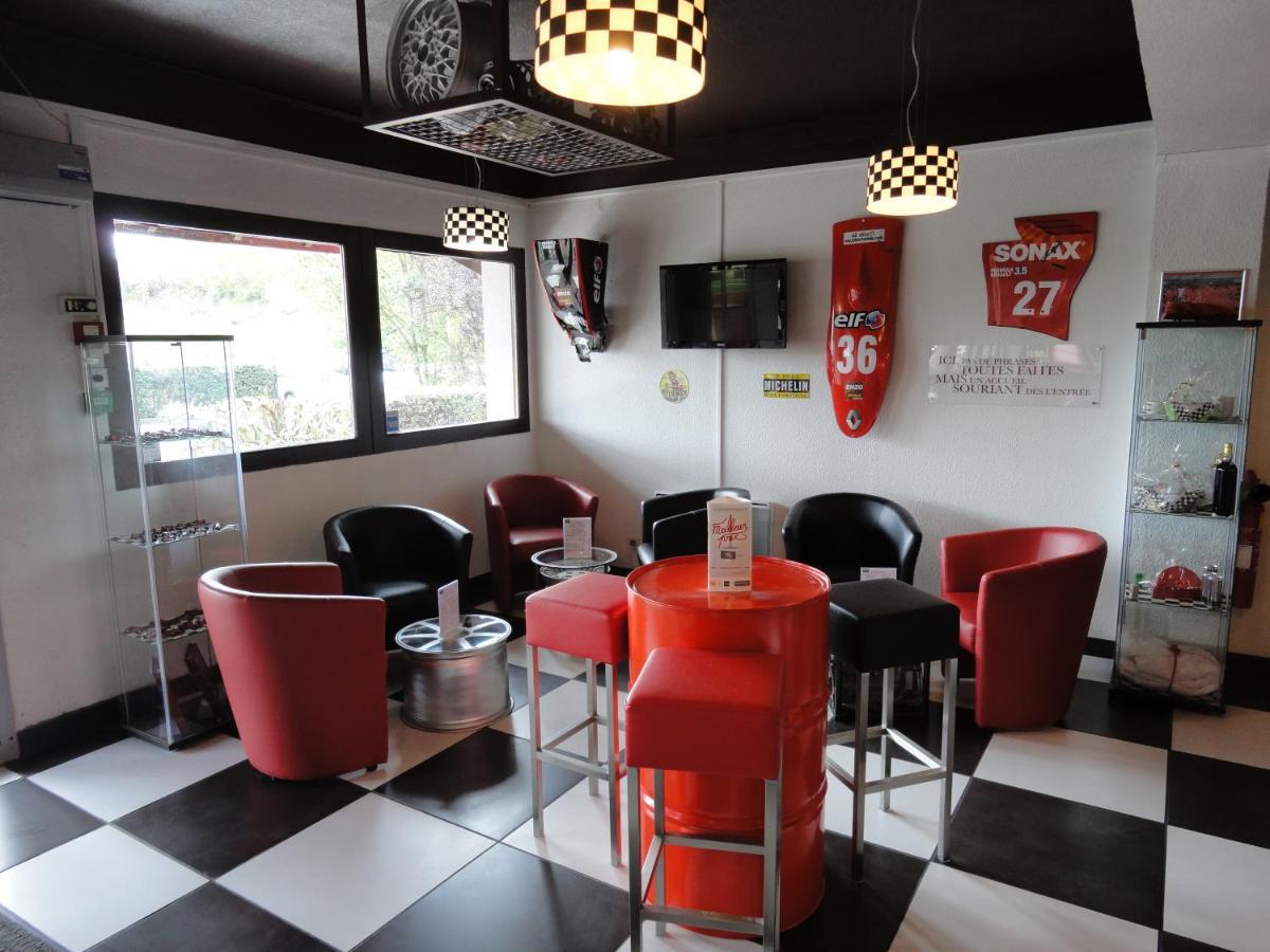 Enzo Hotels Vierzon By Kyriad Direct Exteriér fotografie