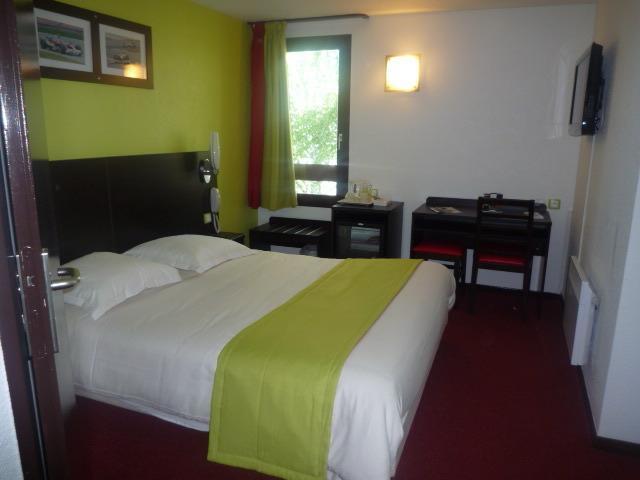Enzo Hotels Vierzon By Kyriad Direct Pokoj fotografie
