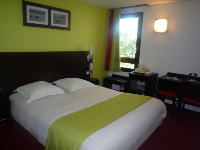 Enzo Hotels Vierzon By Kyriad Direct Pokoj fotografie